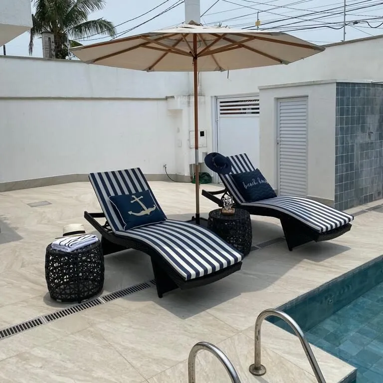 Chaises e Espreguiçadeiras